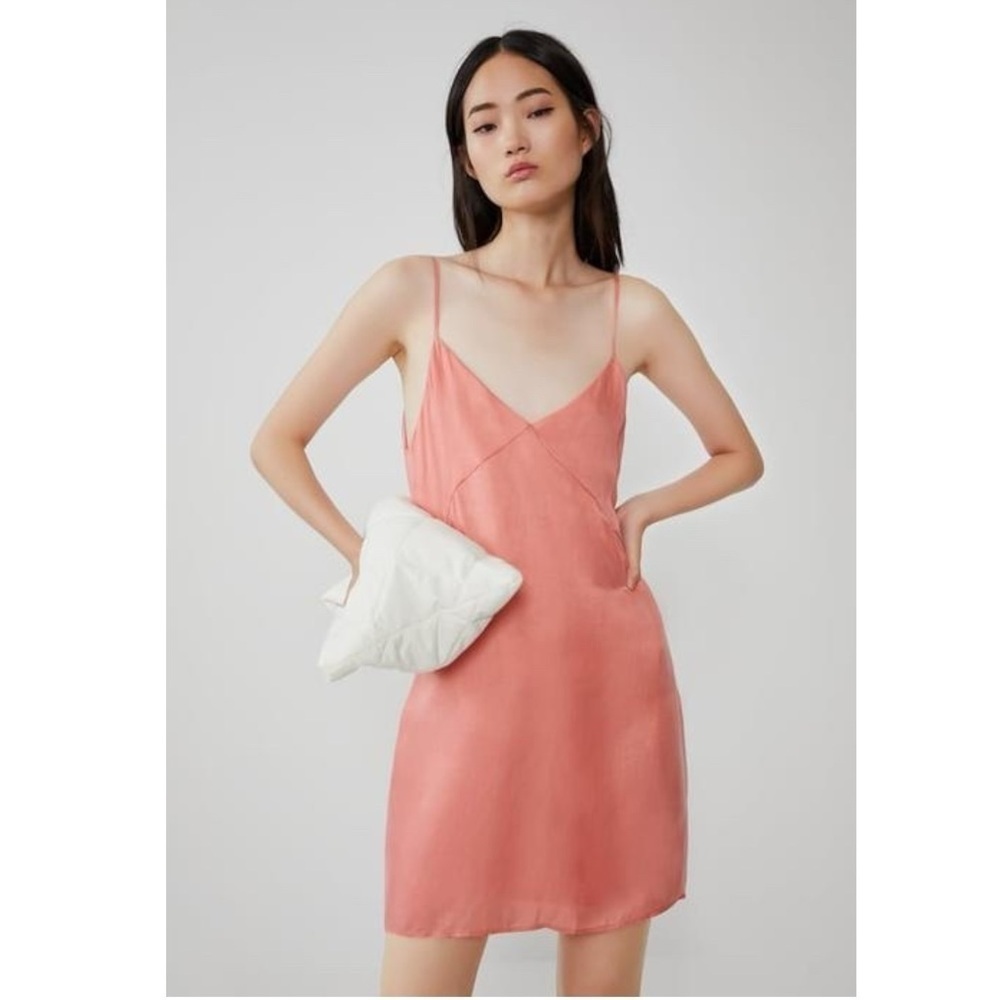 Zara Fillsens Slip Dress in Pink Peach Pearlescent 
NWT V Back Blogger Fav Small - Picture 6 of 14